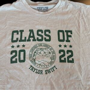 Taylor Swift “Class of 2022” Tee – 2XL